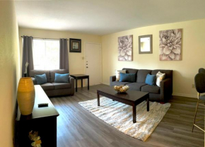 Comfy Galleria Area 1 Bedroom Apartment